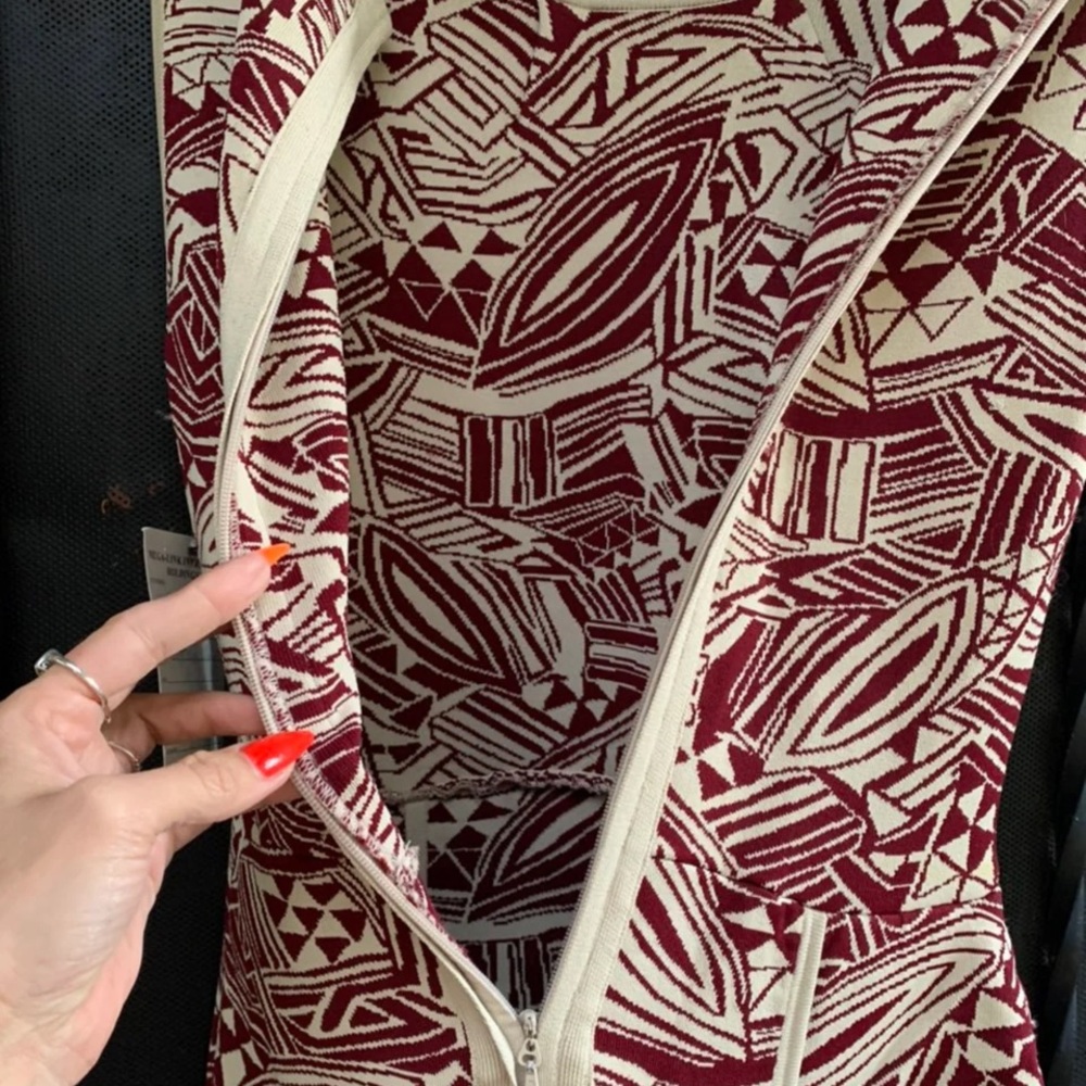 Bodycon Dress NEW - Picture 6 of 8